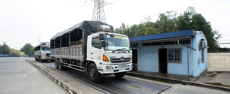 Trạm cân trong khuôn viên